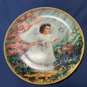 Decorative Plate with Garden Blessings Design